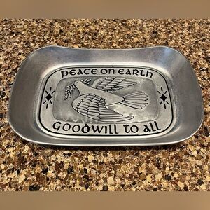 🌟Vintage Wilton Armetale PEACE ON EARTH Bread Tray #601022